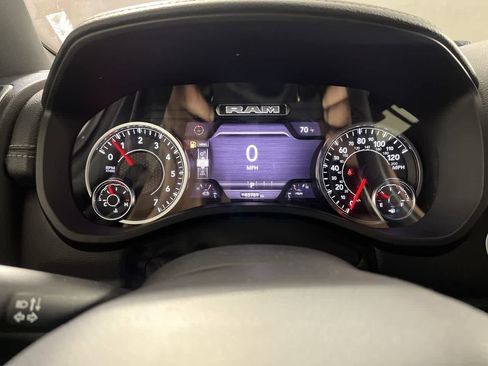 Used 2025 RAM 1500 Laramie image 17