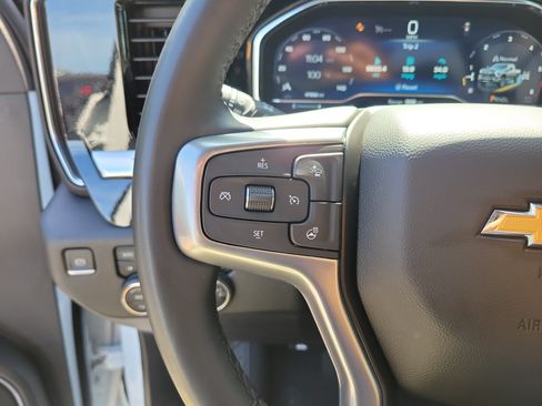 Used 2024 Chevrolet Silverado 2500 LT AWD/4WD image 24