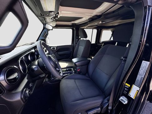 Used 2023 Jeep Wrangler Sport image 22