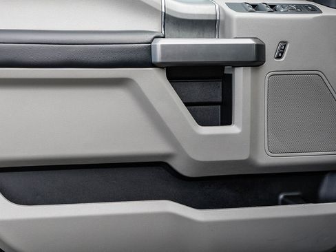 Used 2021 Ford F250 XLT w/ XLT Premium Package image 19