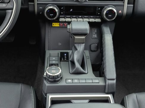 New 2026 Toyota 4Runner 4WD image 12