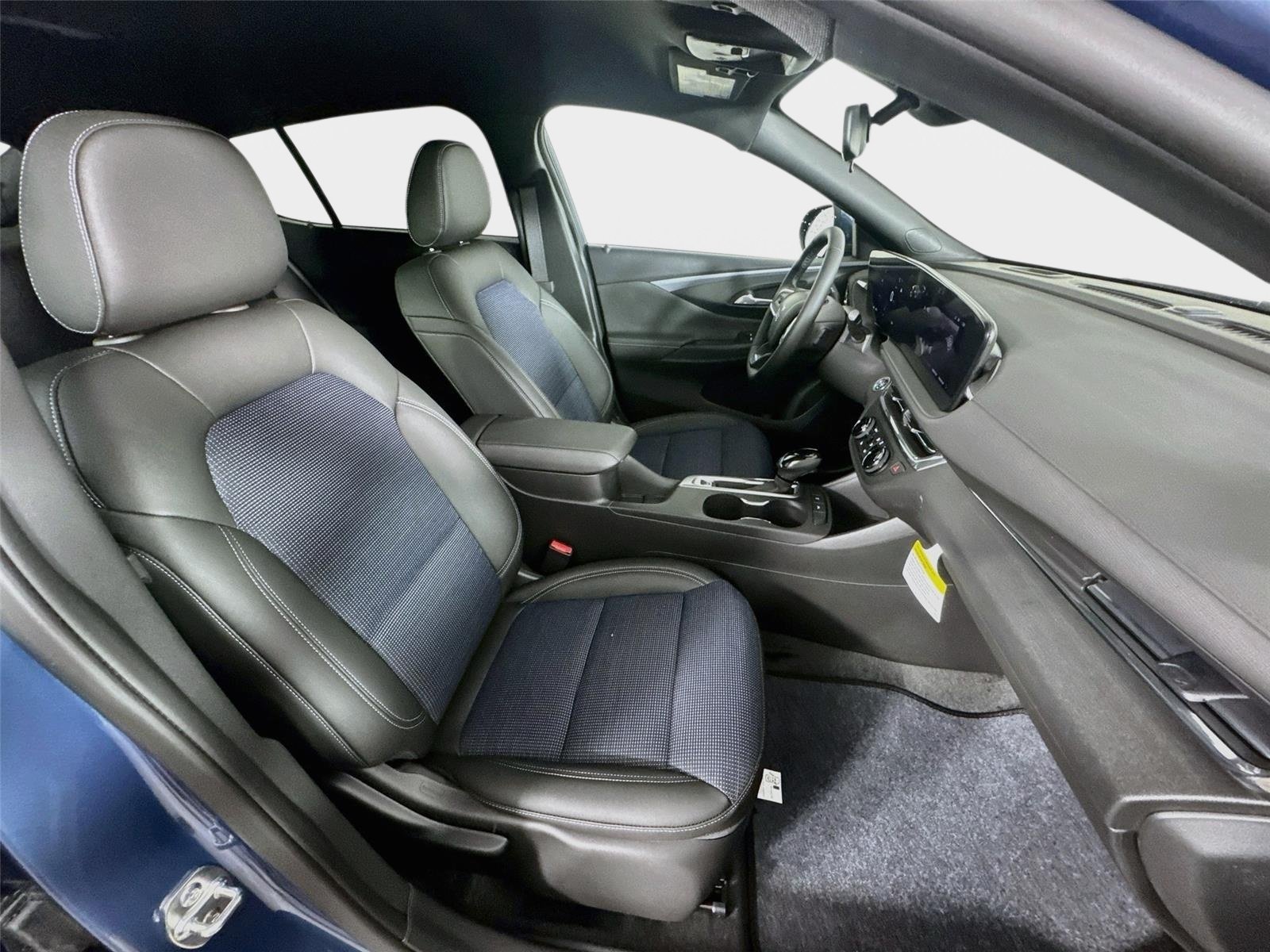 New 2026 Buick Envista Sport Touring w/ Convenience I Package FWD image 26