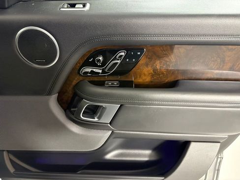 Used 2021 Land Rover Range Rover Westminster Edition image 12