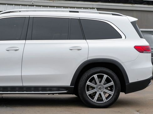 Used 2020 Mercedes-Benz GLS 450 4MATIC image 18