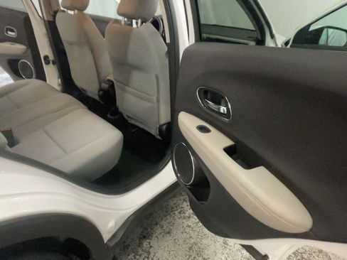 Used 2022 Honda HR-V EX image 22