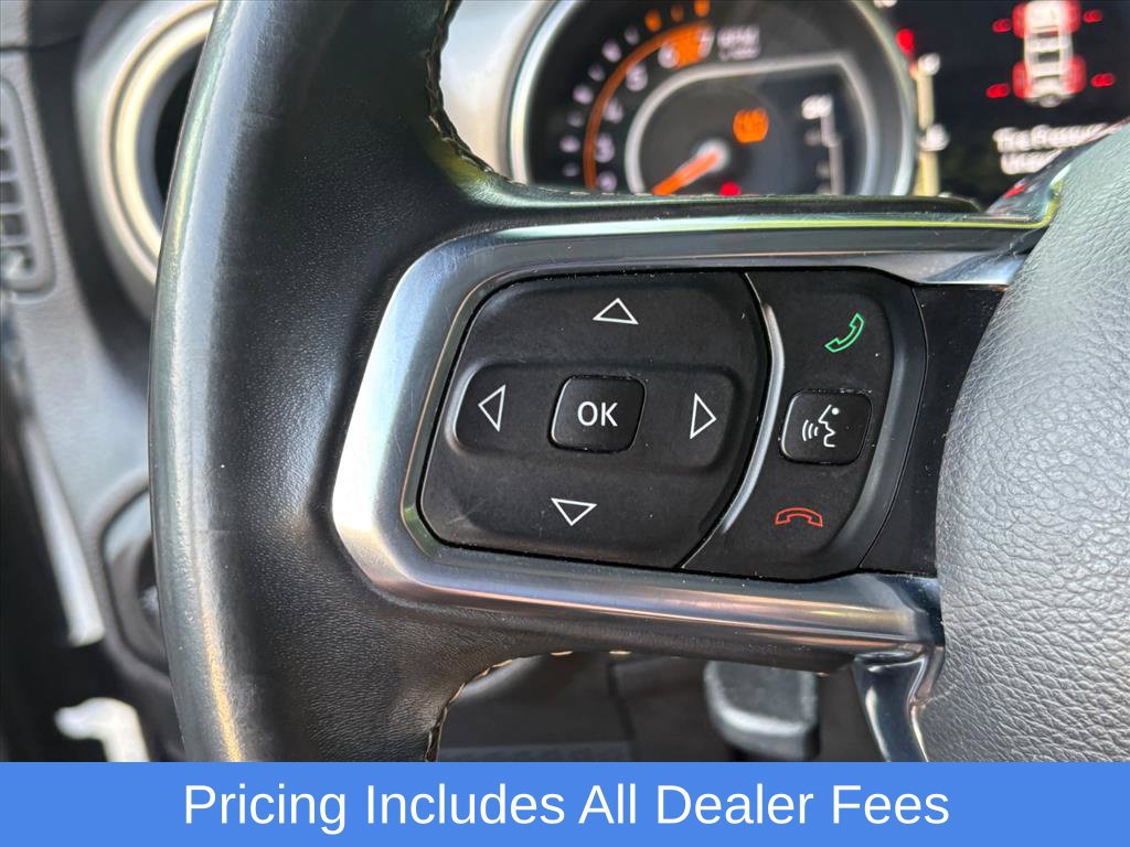 Used 2018 Jeep Wrangler Unlimited Sahara AWD/4WD image 12