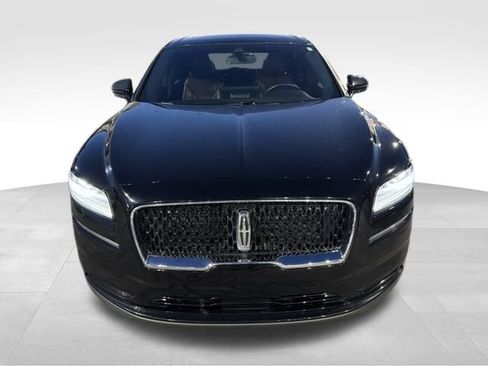 Used 2023 Lincoln Nautilus Reserve w/ Monochromatic Package image 11