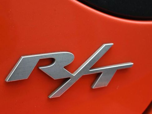 Used 2017 Dodge Charger R/T w/ Plus Group image 16