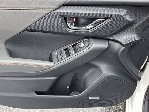 New 2025 Subaru Crosstrek 2.5i Limited image 8