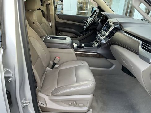Used 2019 Chevrolet Tahoe LT image 23