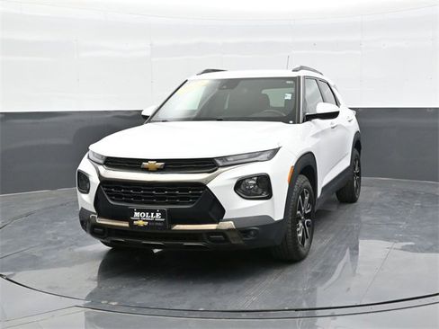 Used 2022 Chevrolet TrailBlazer ACTIV image 2