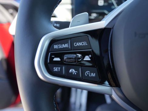 Used 2025 BMW M440i RWD image 17