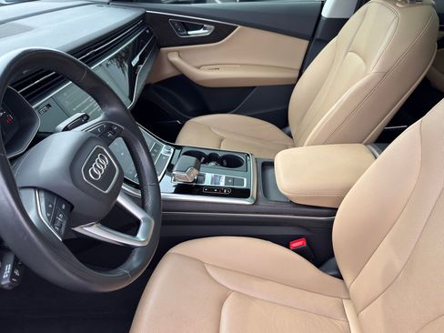 Used 2022 Audi Q8 Premium Plus image 10