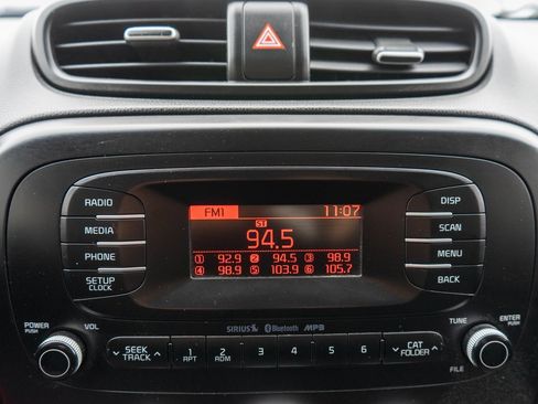 Used 2016 Kia Soul image 21