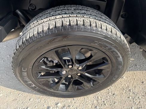 Used 2021 Jeep Wrangler Unlimited Sahara image 25