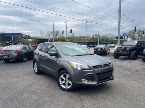 Used 2014 Ford Escape SE image 1