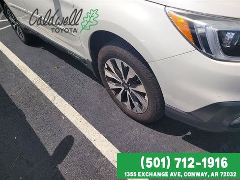 Used 2016 Subaru Outback 2.5i Limited AWD/4WD image 4