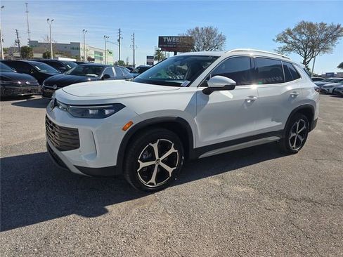 New 2026 Volkswagen Tiguan SE image 7