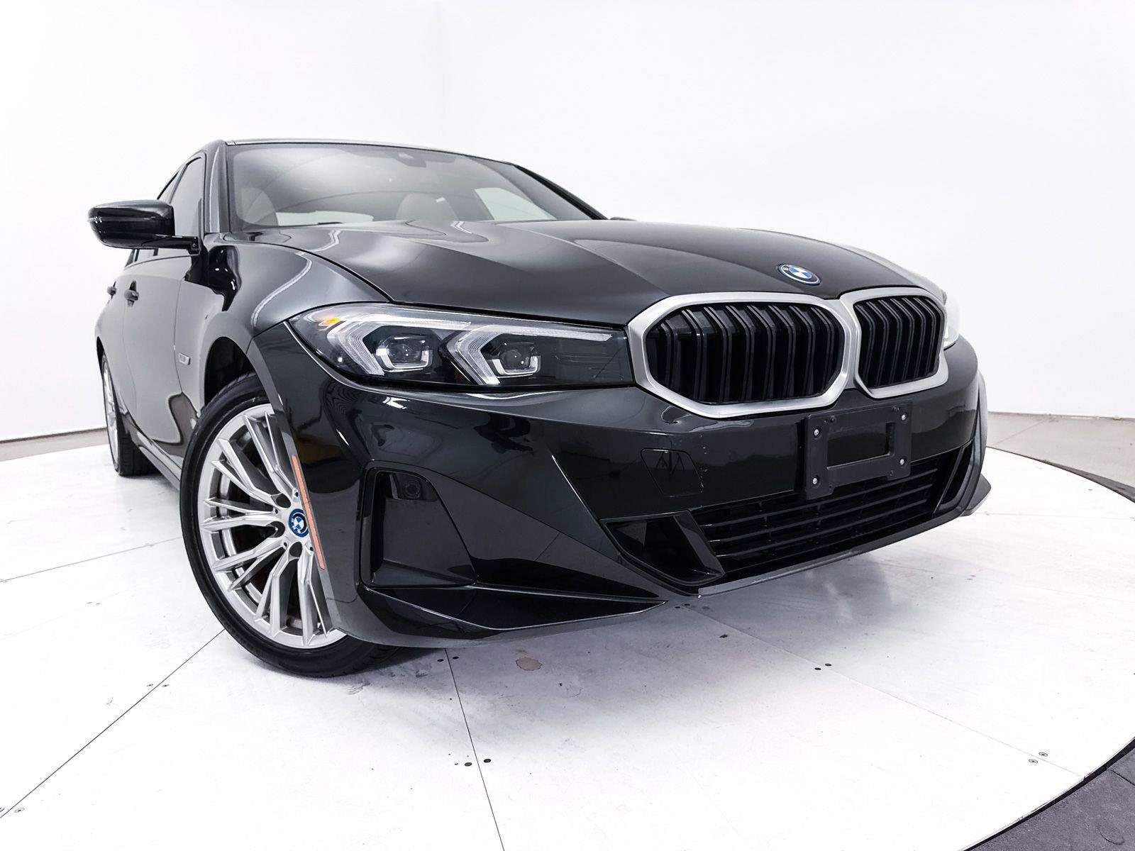 Used 2023 BMW 330e RWD image 11