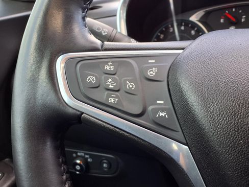 Used 2020 Chevrolet Equinox Premier FWD image 25