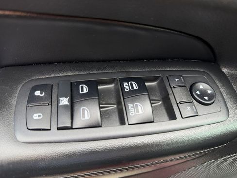 Certified 2018 Jeep Grand Cherokee Limited image 32