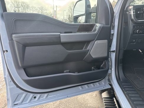 Used 2024 Ford F250 Lariat w/ Sport Appearance Package image 16