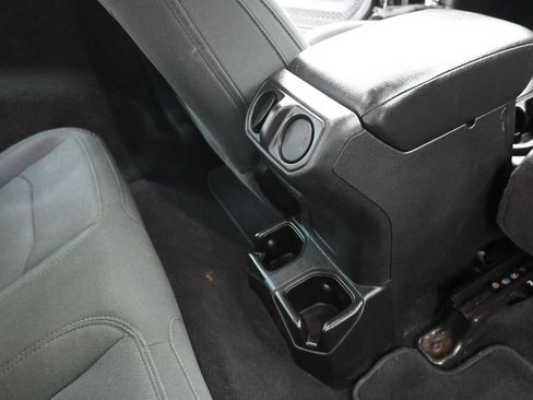 Used 2020 Jeep Wrangler Sport image 24