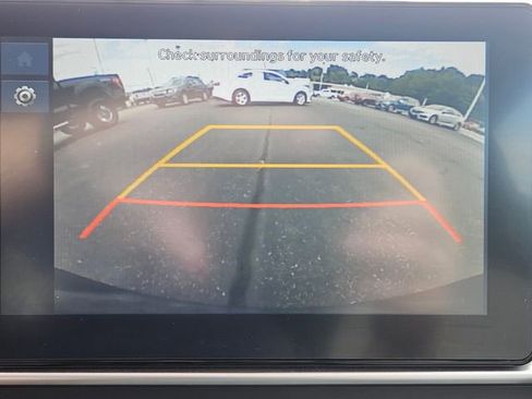 Used 2024 Hyundai Venue SEL FWD image 26