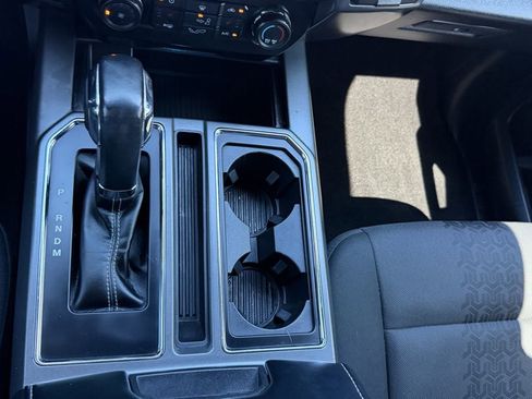 Used 2020 Ford F150 XLT w/ Equipment Group 302A Luxury AWD/4WD image 25