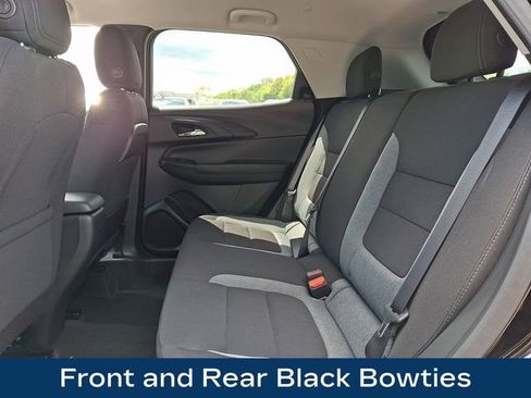 Used 2026 Chevrolet TrailBlazer LT w/ Midnight Edition AWD/4WD image 19
