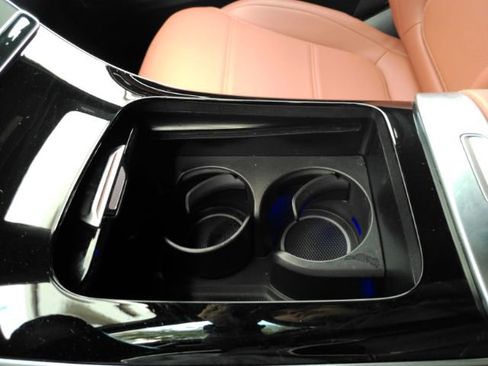 Used 2024 Mercedes-Benz GLC 300 SUV w/ Driver Assistance Package image 45