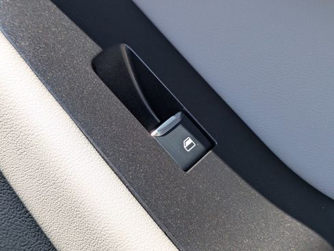 New 2026 Ford Explorer Active image 37