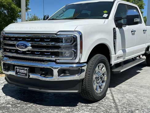 New 2026 Ford F350 Lariat AWD/4WD image 3