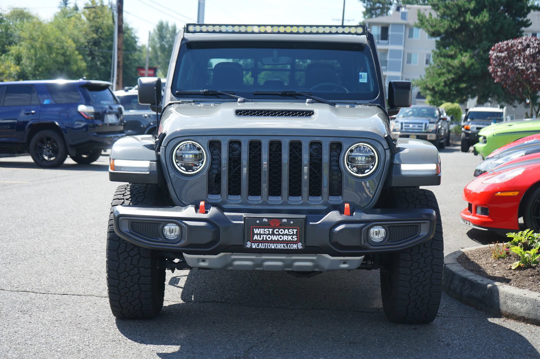 Used 2022 Jeep Gladiator Mojave w/ LED Lighting Group AWD/4WD image 8