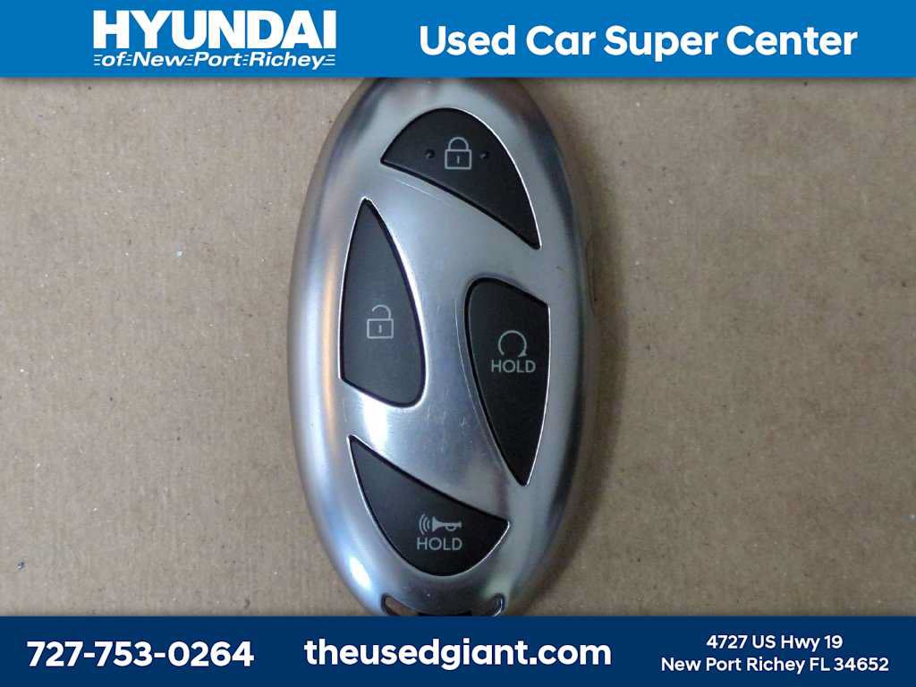 Certified 2025 Hyundai Santa Fe SEL FWD image 34