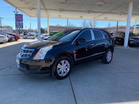 Used 2012 Cadillac SRX Luxury image 3