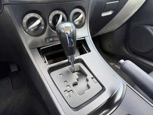 Used 2012 MAZDA MAZDA3 i Sport image 27