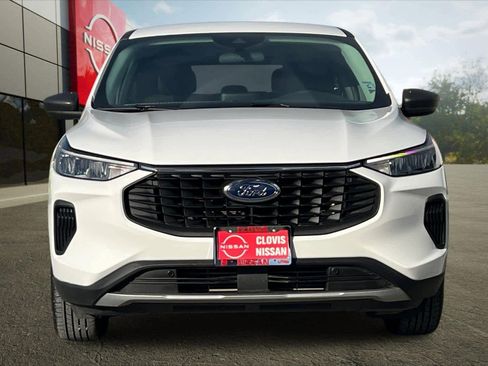 Used 2024 Ford Escape Active image 11