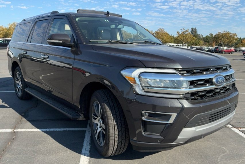 Used 2024 Ford Expedition Max Limited RWD image 3