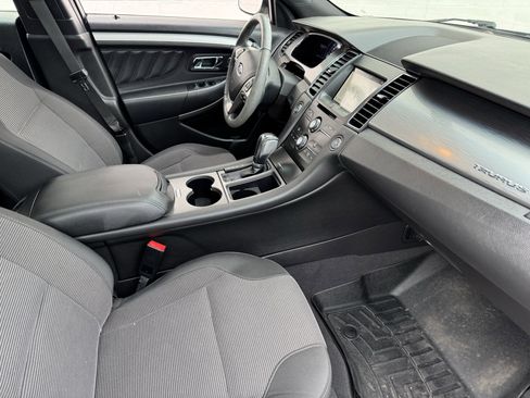 Used 2019 Ford Taurus SEL w/ Equipment Group 201A image 12