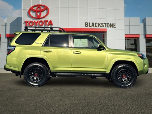 Certified 2022 Toyota 4Runner TRD Pro AWD/4WD image 2