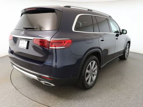 Used 2022 Mercedes-Benz GLS 450 4MATIC image 4
