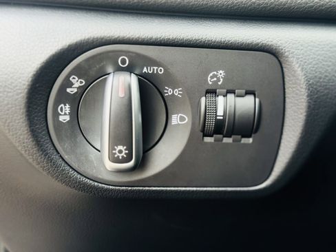 Used 2017 Audi Q3 2.0T Premium image 29