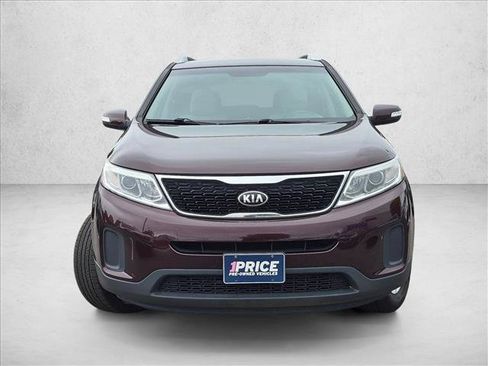 Used 2015 Kia Sorento LX AWD/4WD image 2