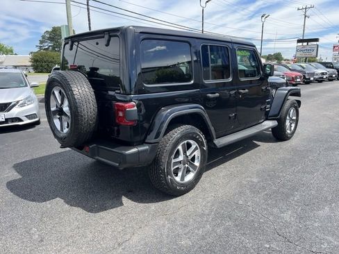 Used 2021 Jeep Wrangler Unlimited Sahara image 6