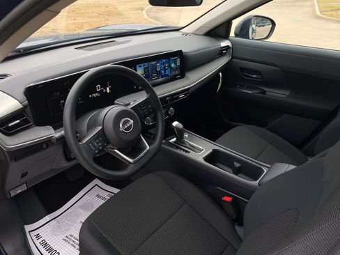 Used 2026 Nissan Kicks S image 11