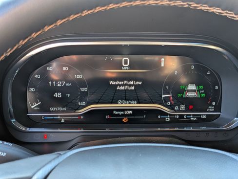 Used 2024 GMC Yukon AT4 w/ Technology Package image 20