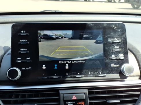 Used 2019 Honda Accord LX image 16