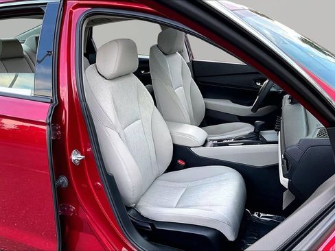 Used 2023 Honda Accord EX image 22