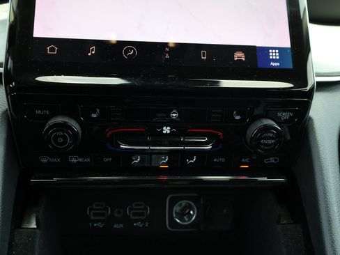 Used 2022 Jeep Grand Cherokee Limited RWD image 26